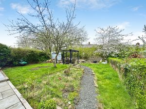 Photo 8- click for photo gallery